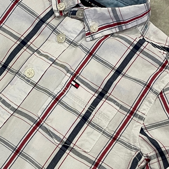 Tommy Hilfiger Boys Plaid Button Down Size 3T - Picture 8 of 8